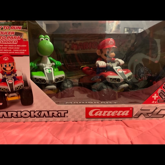 Carrera RC cars Mario kart! Yoshi and Mario! - Picture 3 of 5